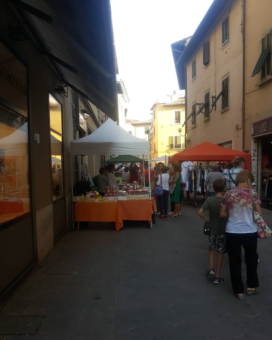 Immagine del centro di Castelfiorentino in occasione dello Sbaracco